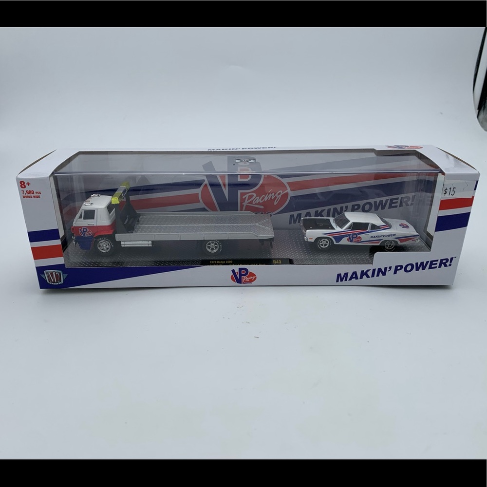 M2 MACHINES AUTO HAULERS Flatbed VP RACING FUELS